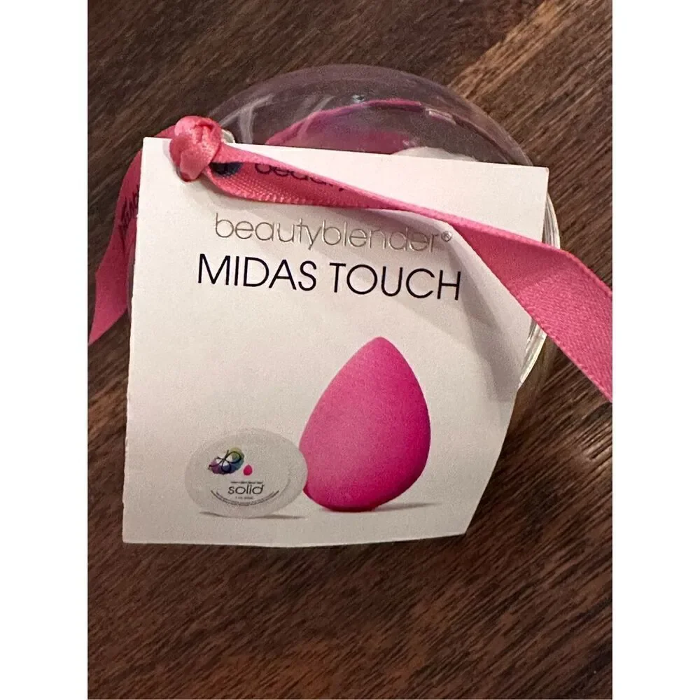 Set of make up sponges